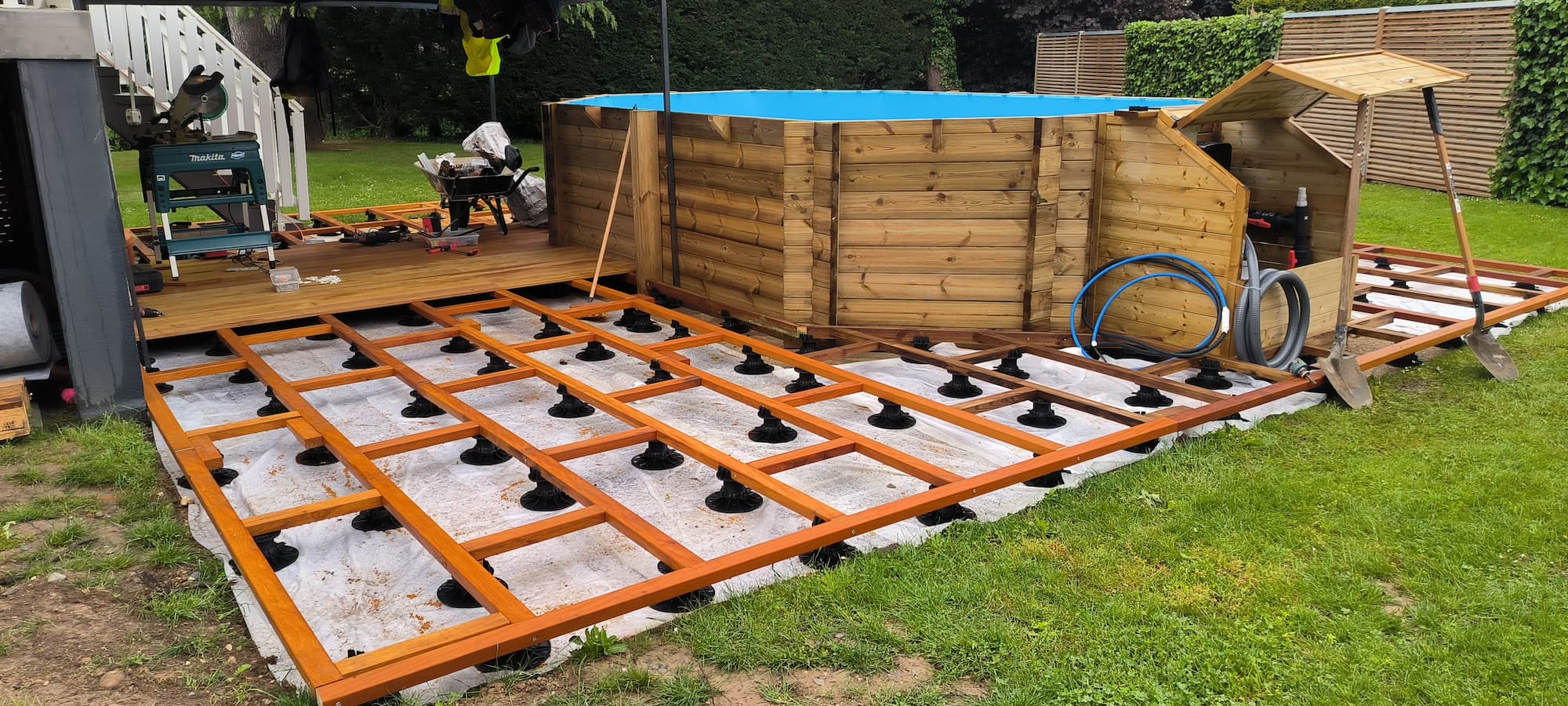 Cr&eacute;ation de terrasse sur mesure : bois, dalle, pav&eacute; et b&eacute;ton autour de Colmar et S&eacute;lestat Saint-Louis 3