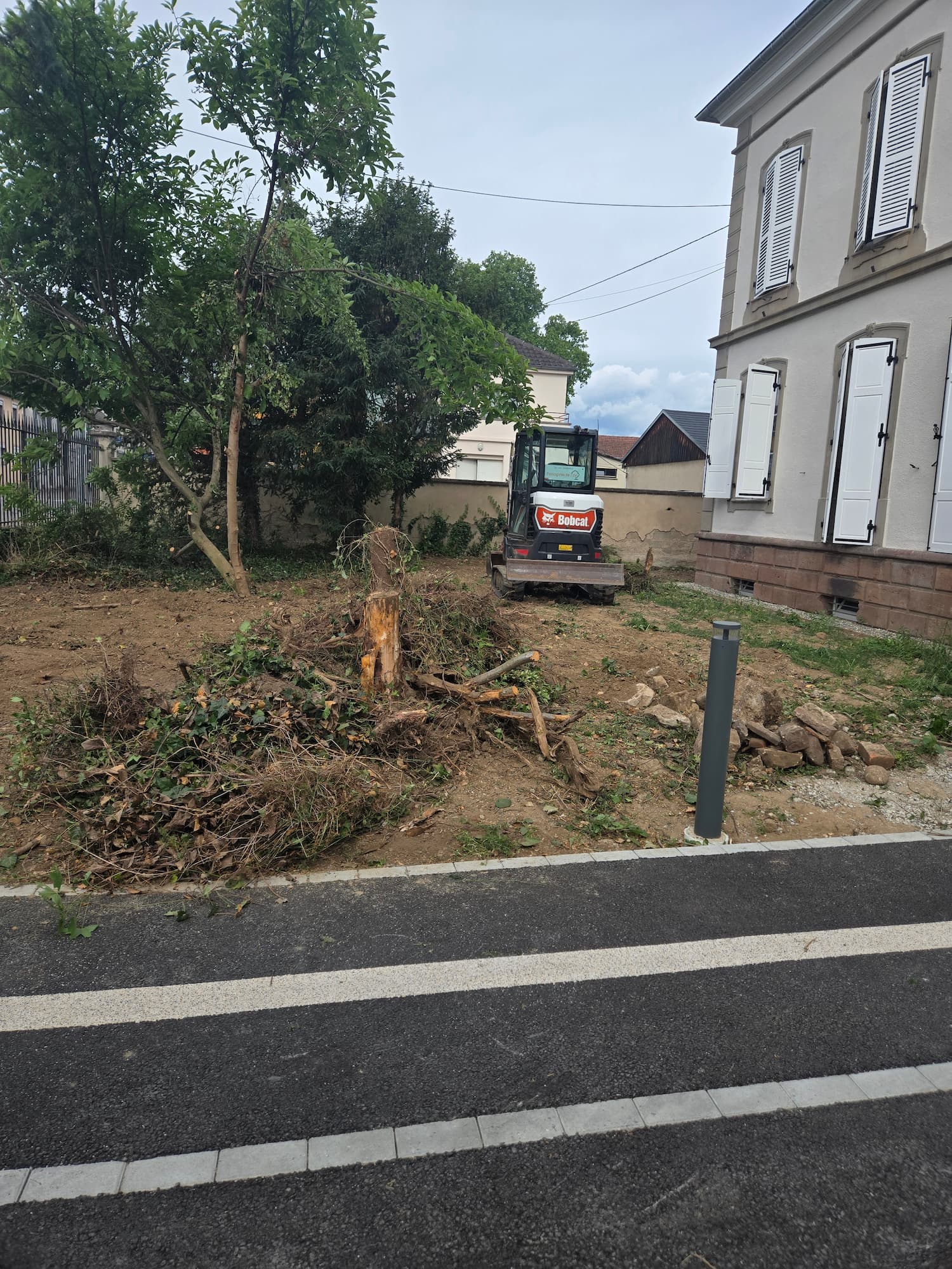 Entretien d’espaces verts et contrats d’entretien &agrave; Colmar et Guebwiller Illzach 3