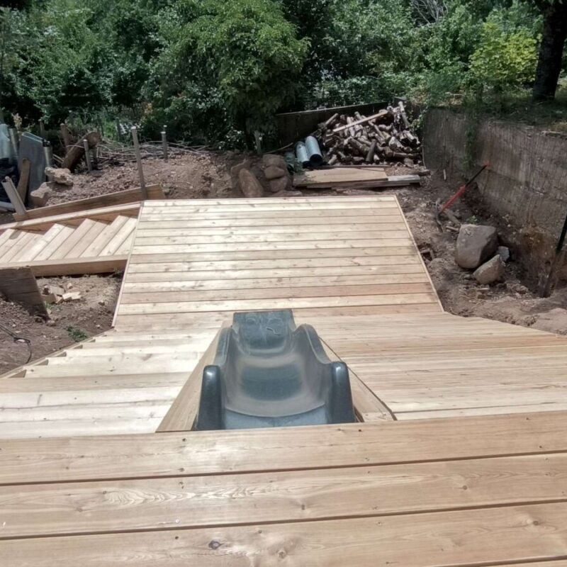 Terrasse et jeux en bois &agrave; Guebwiller Cernay 14