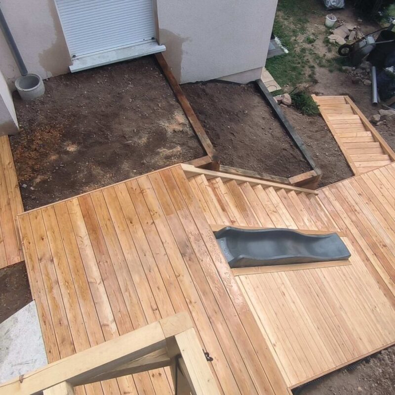 Terrasse et jeux en bois &agrave; Guebwiller Cernay 26